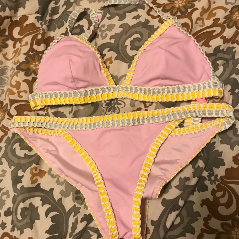 ISO Victoria’s Secret Swimsuit